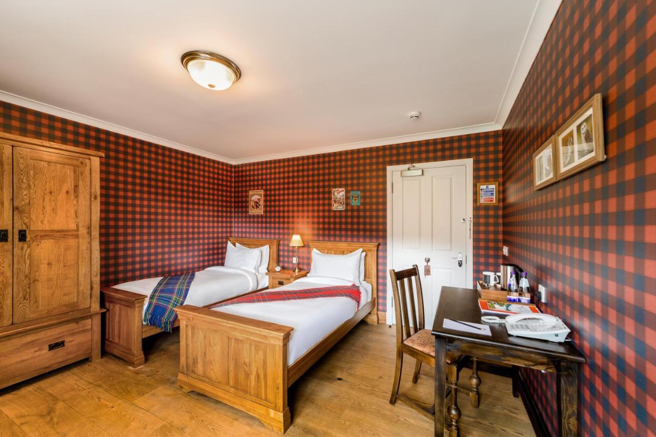 The Cluanie Inn Glenmoriston Экстерьер фото