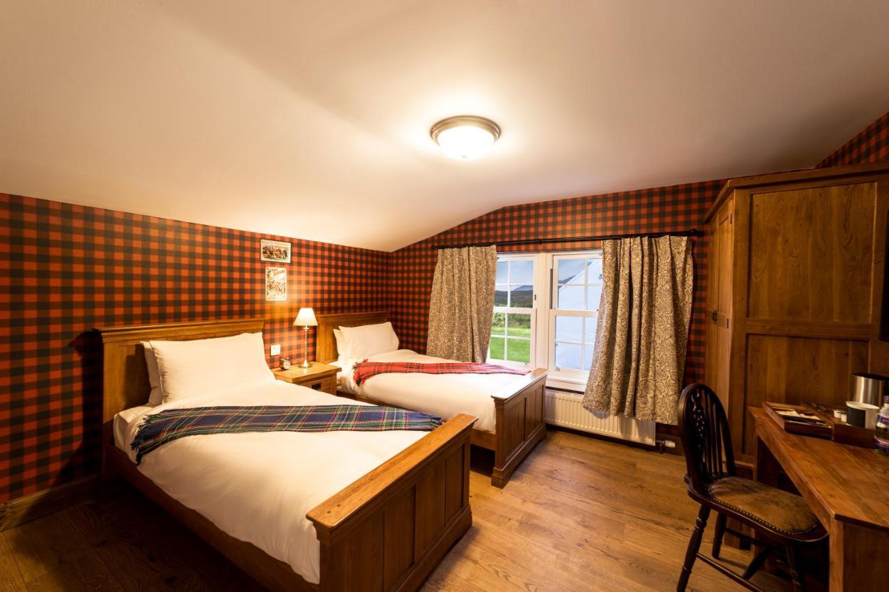 The Cluanie Inn Glenmoriston Экстерьер фото