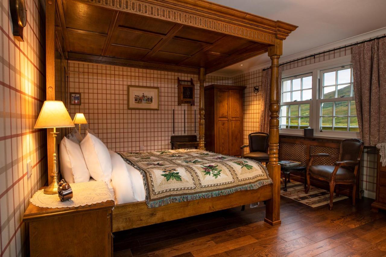 The Cluanie Inn Glenmoriston Экстерьер фото