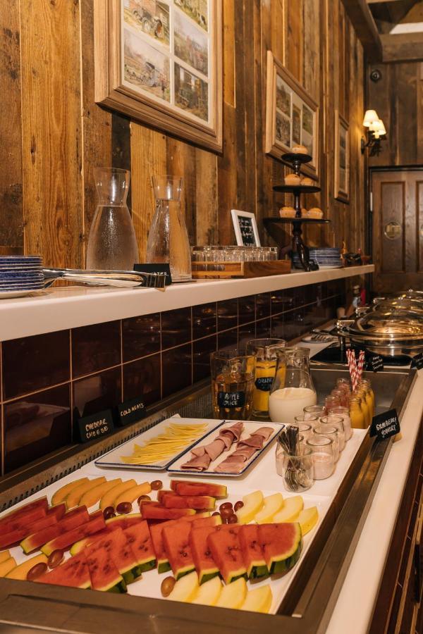 The Cluanie Inn Glenmoriston Экстерьер фото