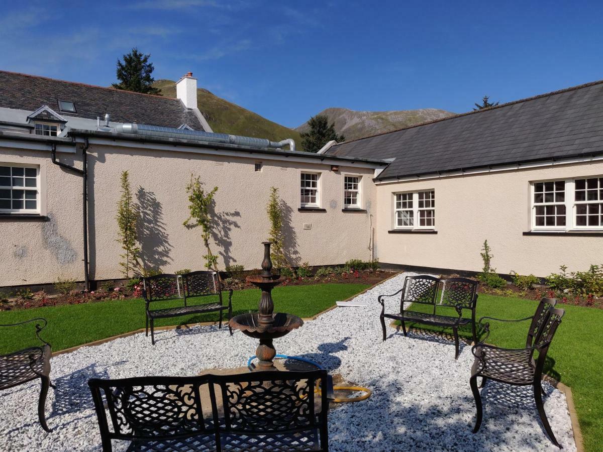 The Cluanie Inn Glenmoriston Экстерьер фото